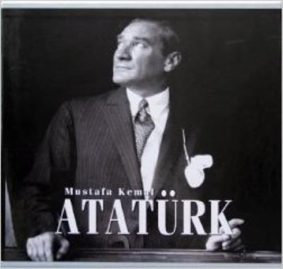 Mustafa Kemal Atatürk %17 indirimli